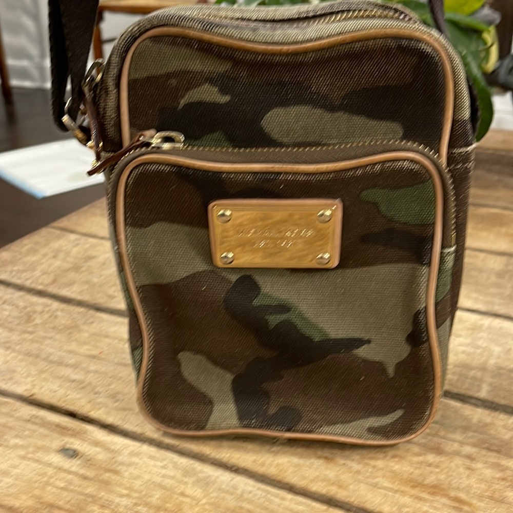 Authentic Michael Kors Flight Crossbody Bag